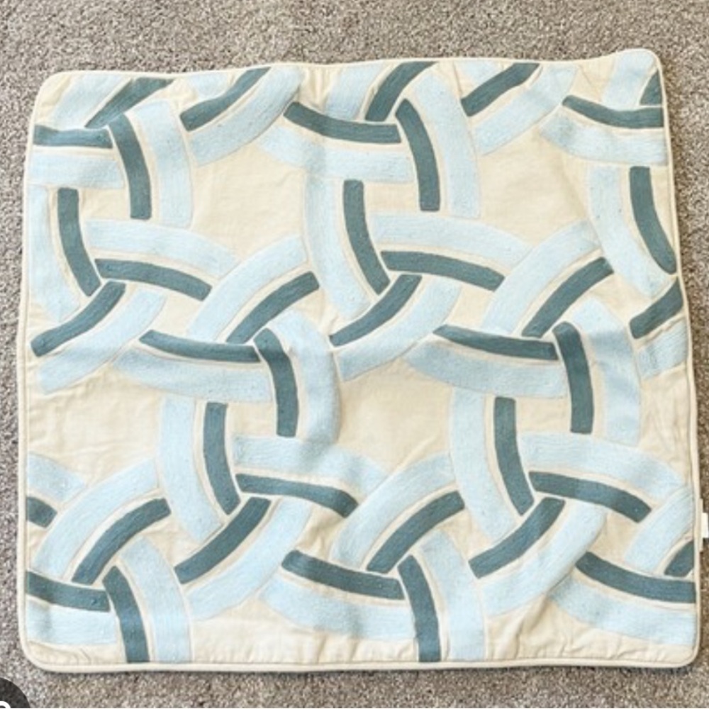 Set of 2 Urban Home by Duralee Blue Pencil Accent Pillow